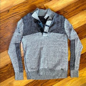 Men’s Buckle sweater